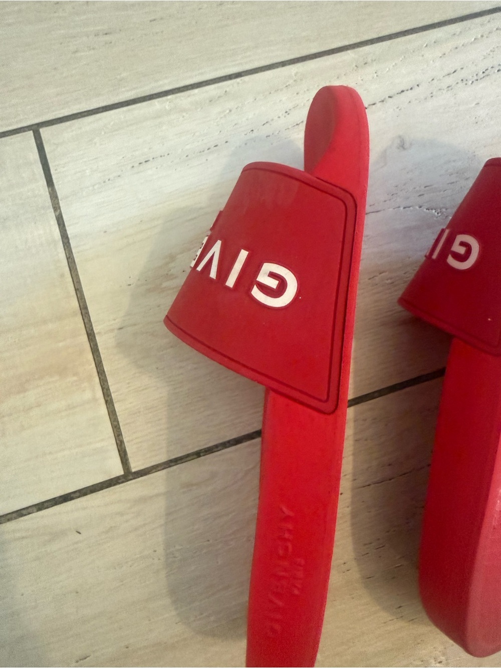 Red Givenchy Slides - Picture 4 of 6